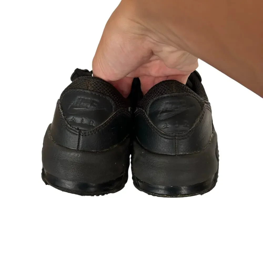 Nike Air Max Excee Black Sneakers Sz 4Y